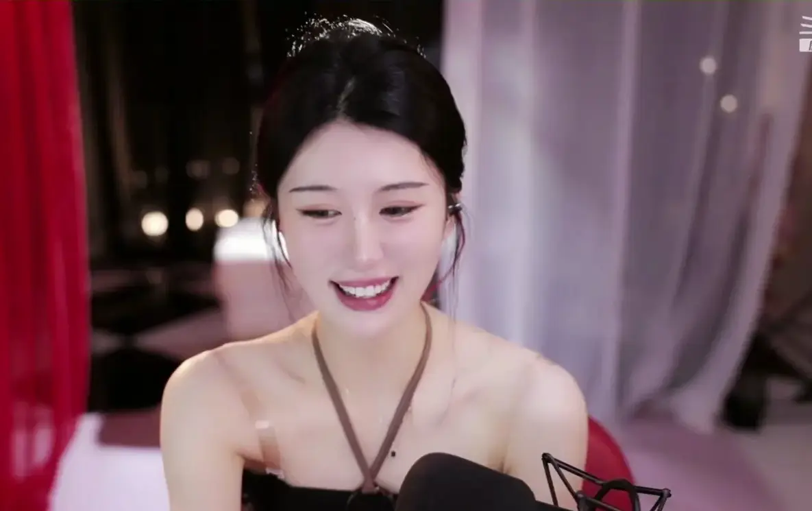 《onlyfans高颜值精选》<br />
《onlyfans》相关资源图片