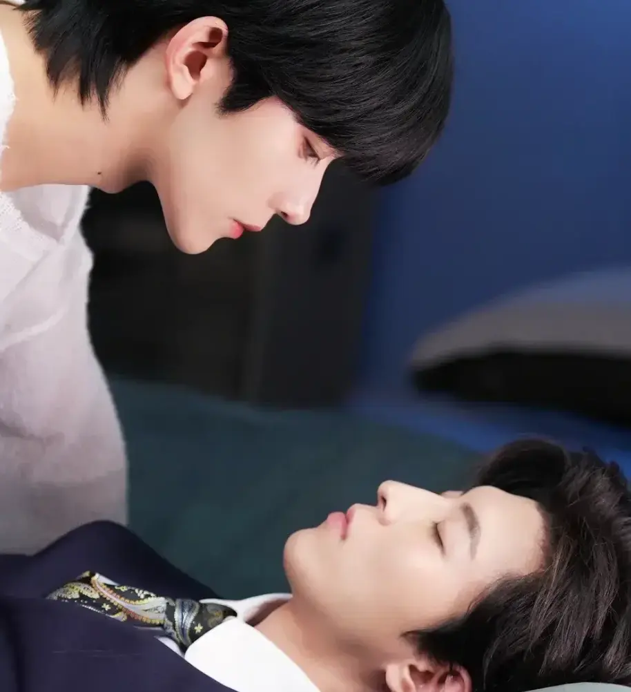 《垂涎》双男主短剧全集1-16集-2025热门高分剧集免费看-垂涎HD高清完整版在线-超甜BL剧情热播中