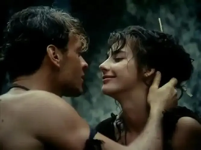 《激战丛林》2025年冒险动作大片-HD高清完整版免费看-1080P超清画质未删减