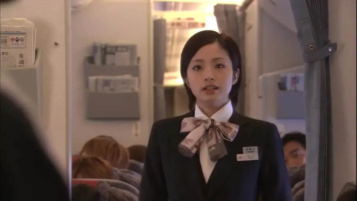 《空姐丑闻》高清完整版 - 日本经典电影全集免费看 - 无广告1080P在线播放