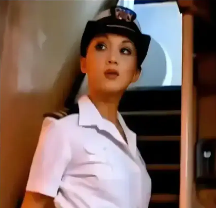 军舰上的女兵啄木鸟系列影视在线播放 - 1080P高清画质免费观看 - 军舰女兵完整版无删减 - 高级影院资源