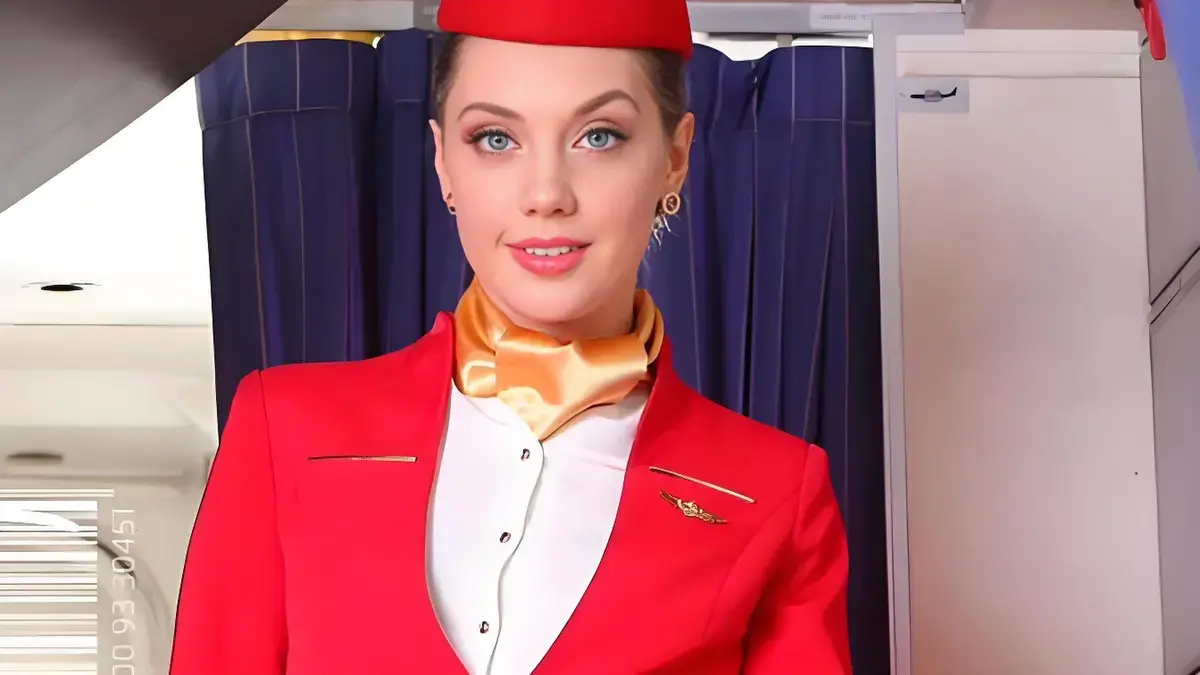 《法国空姐/法国空乘》1080P高清播放-法国空乘职业剧情片完整版-激情浪漫爱情电影在线观看