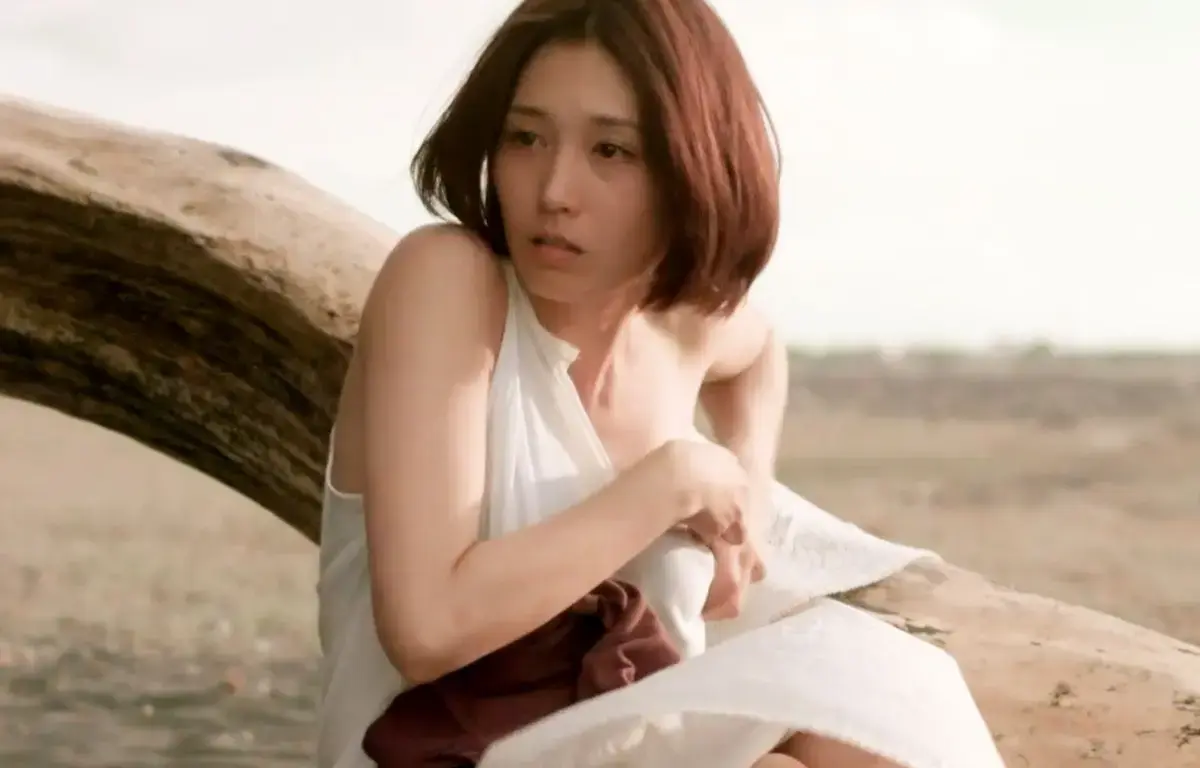 《欲动》日本爱情片高清完整版 - 欲动免费观看未删减版在线看 - HD中字画质流畅播放 - 十年婚姻不敌异国邂逅的致命诱惑