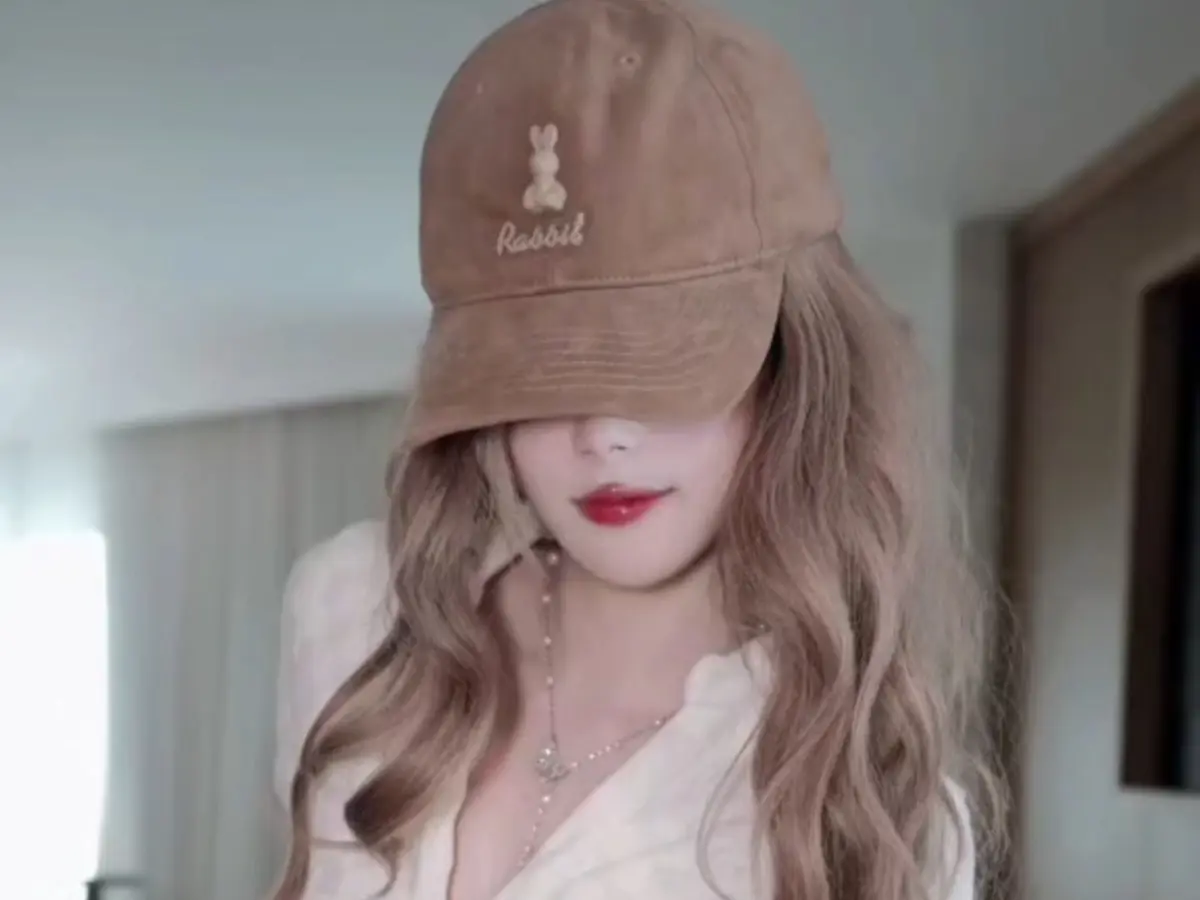 糖心vloG圣诞合集：饼干姐姐专属+白菜妹妹圣诞篇-粉色战衣高清视频1080P-圣诞限定免费观看