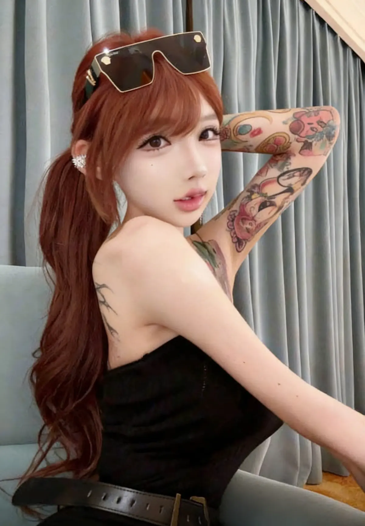 抖音网红-mo你别哭全片未删减 - 符文女神见金主内部视频高清播放 - 免费观看无广告支持多网盘