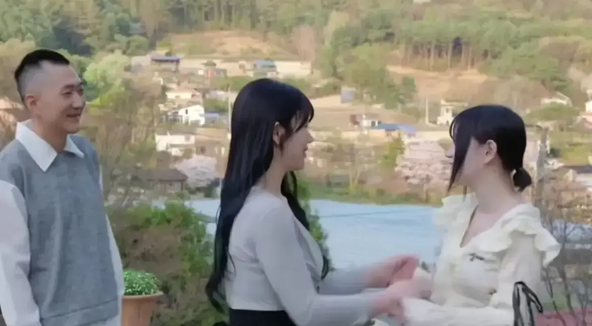 《Man Who Came Uninvited》2026惊悚悬疑韩片1080P免费高清观看-Man Who Came Uninvited HD中字完整版-不速之男比闯入者更可怕-人人影视