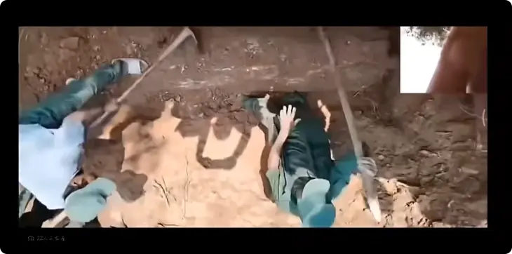 《缅北僵尸出土事件视频》未公映母带外泄-全程纪实原版高清完整版-缅北僵尸出土事件原始录像一小时完整版-夸克网盘直达