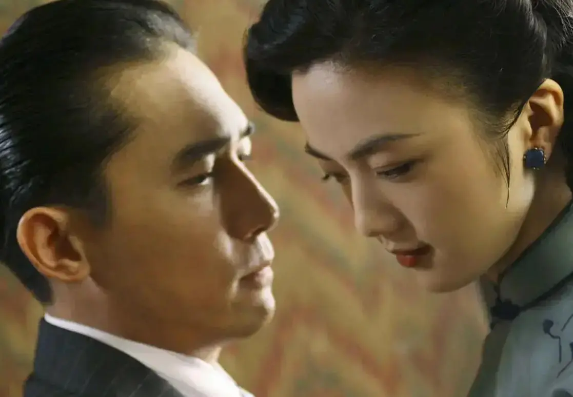 《色戒》HD中字高清电影免费观看-色戒无删减版1080P在线播放-色戒热门影片迅雷下载